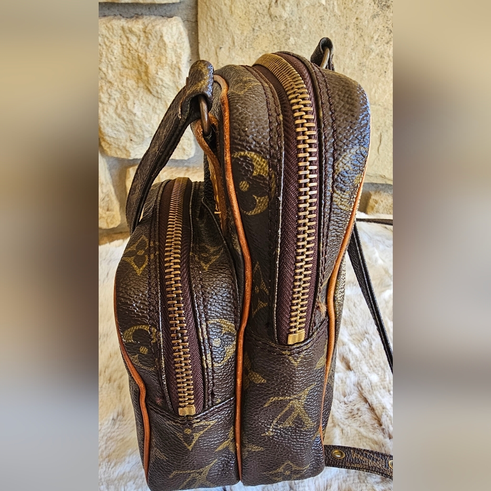 Louis Vuitton Vintage Amazon PM In Great Condition - Picture 5 of 16